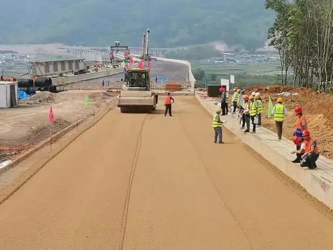 惠山路基工程